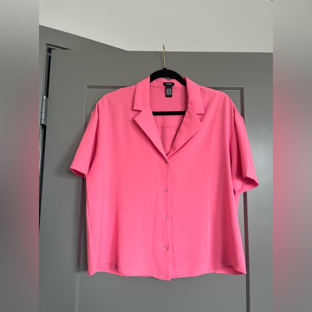 Express Pink Short Sleeve Button Up